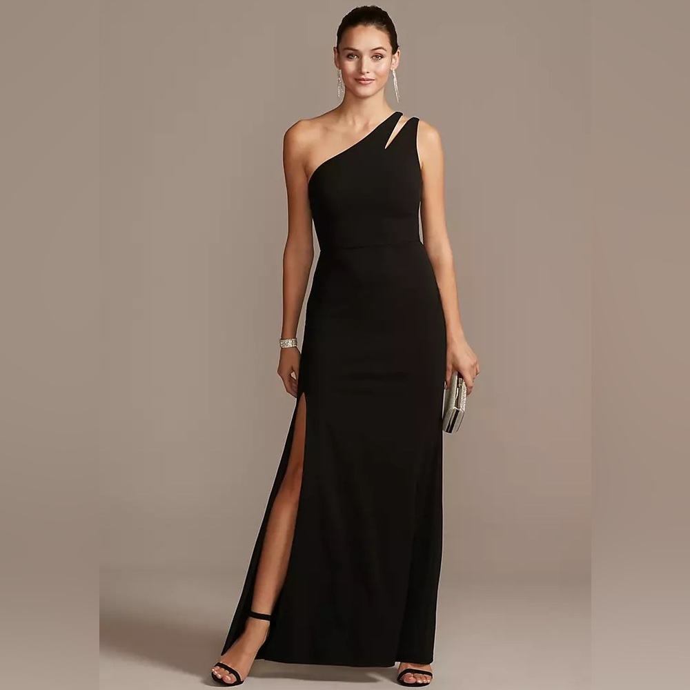 Cutout One-Shoulder Crepe Gown with Skirt Slit
